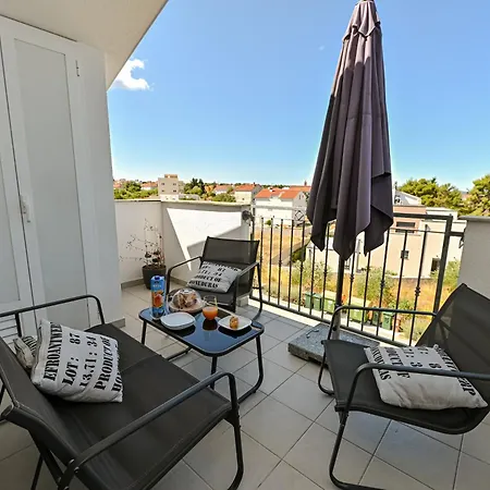 Malu Sunset Apartamento Zadar